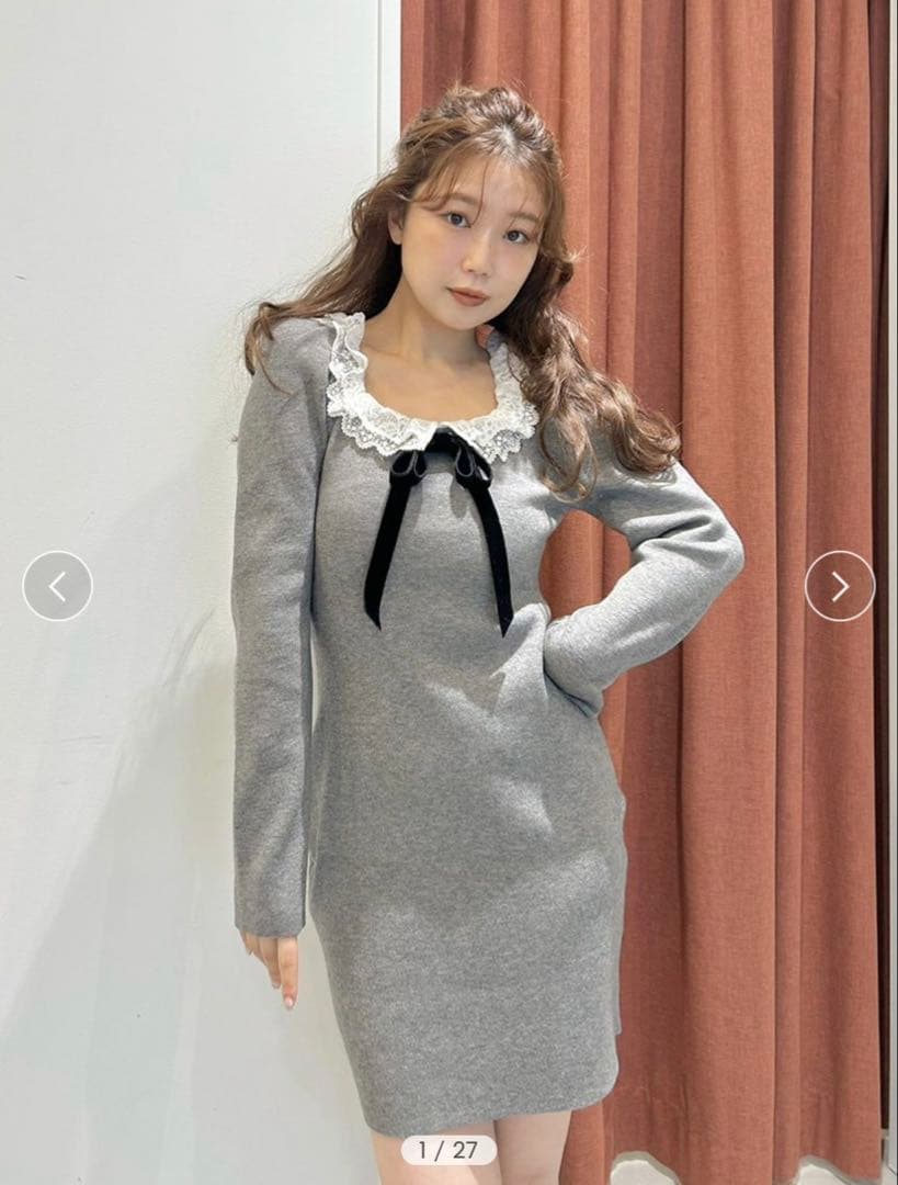 【※ウサギオンライン限定商品】SNIDEL フリルネックニットワンピース