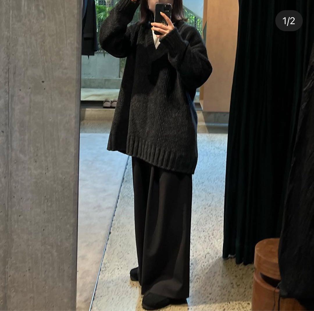 ATON ウール モールニット Vネック セーター チャコール 02