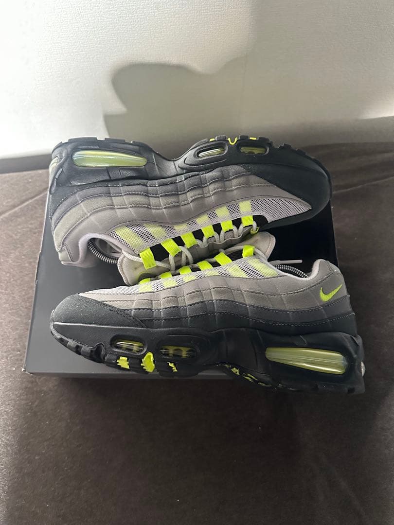 NIKE AIR MAX 95イエローグラデ