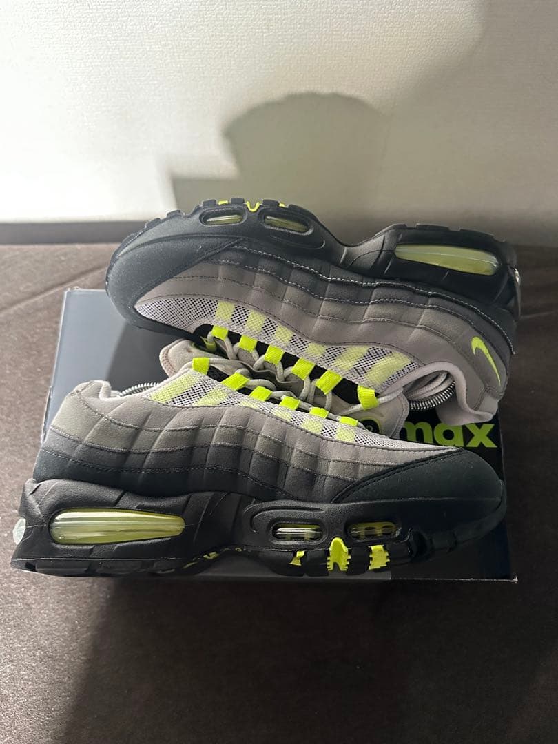 NIKE AIR MAX 95イエローグラデ