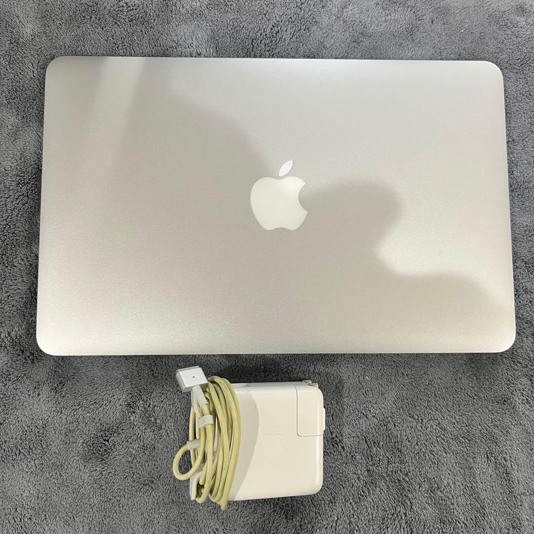 【使用少美品】MacBook Air 11 2015 i5/4GB/128GB