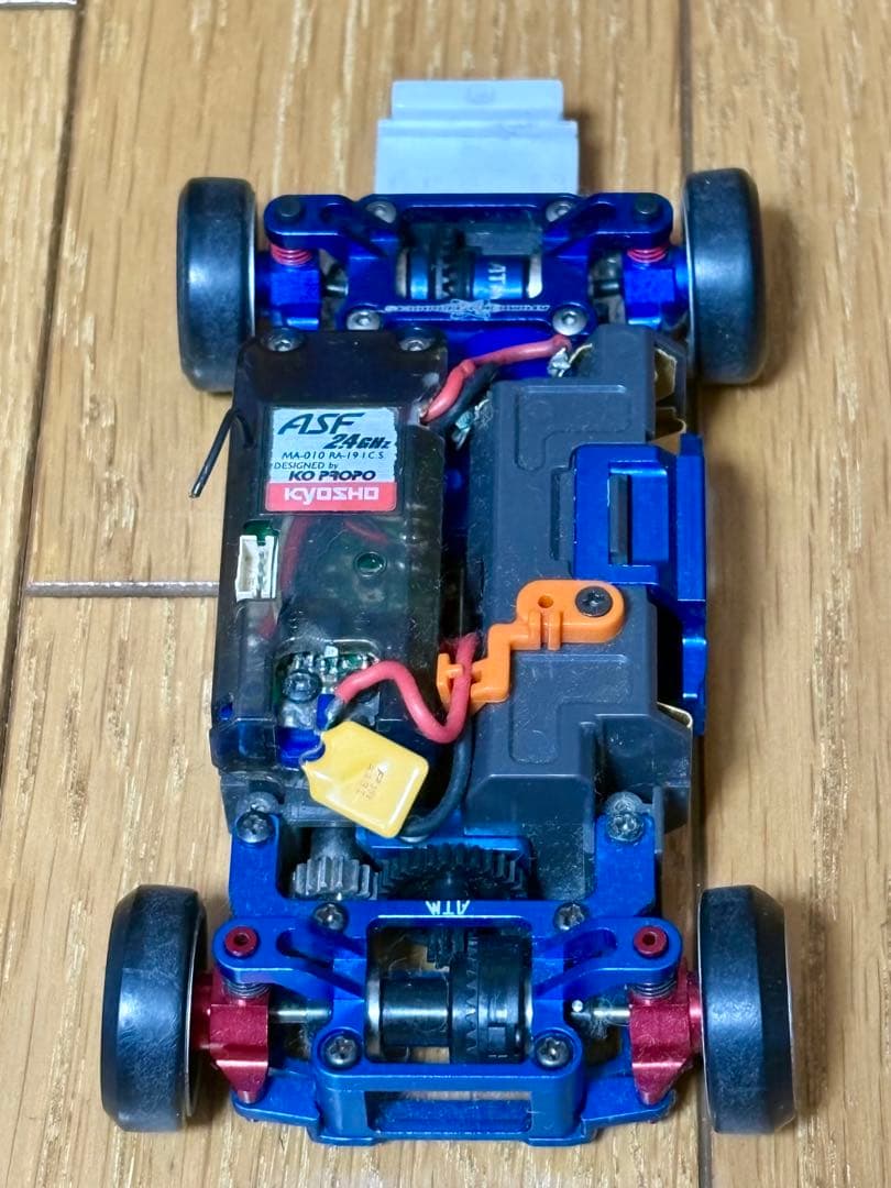 京商 ミニッツ AWD MA-010 R32ボディ