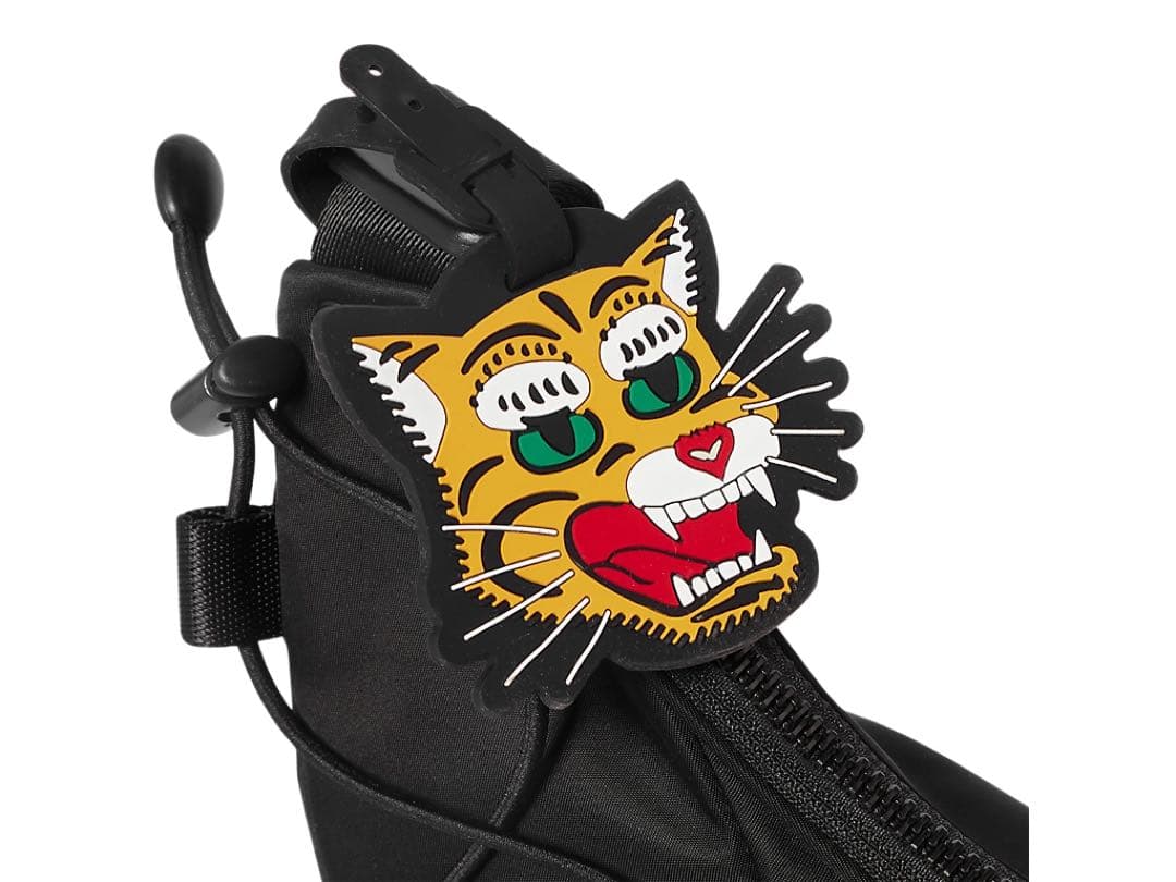 オニツカタイガーOnitsuka Tiger SMALLMESSENGERBAG