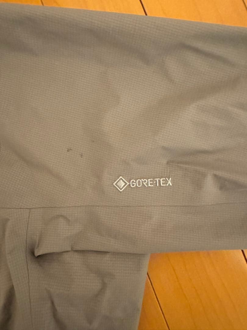 アークテリクス　ゼータFL メンズL シルバー　ゴアテックス　arc'teryx