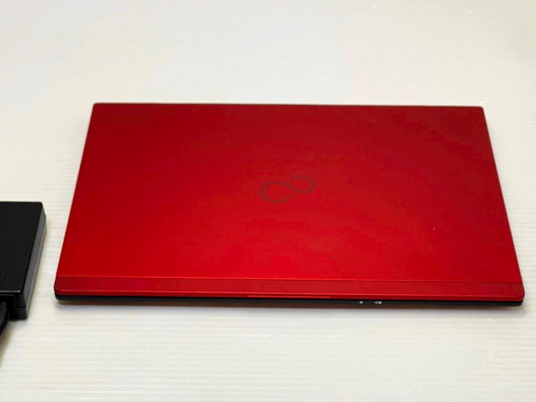 M*4様 ガーネットレッド 第10世代Core i5 LIFEBOOK U931