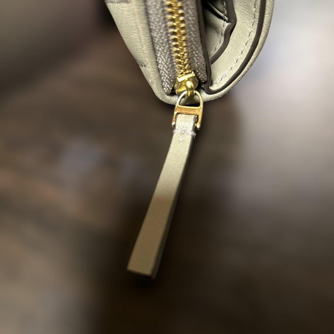 新品同様‼️ 現行　トリーバーチ　財布　折り財布　キルティング