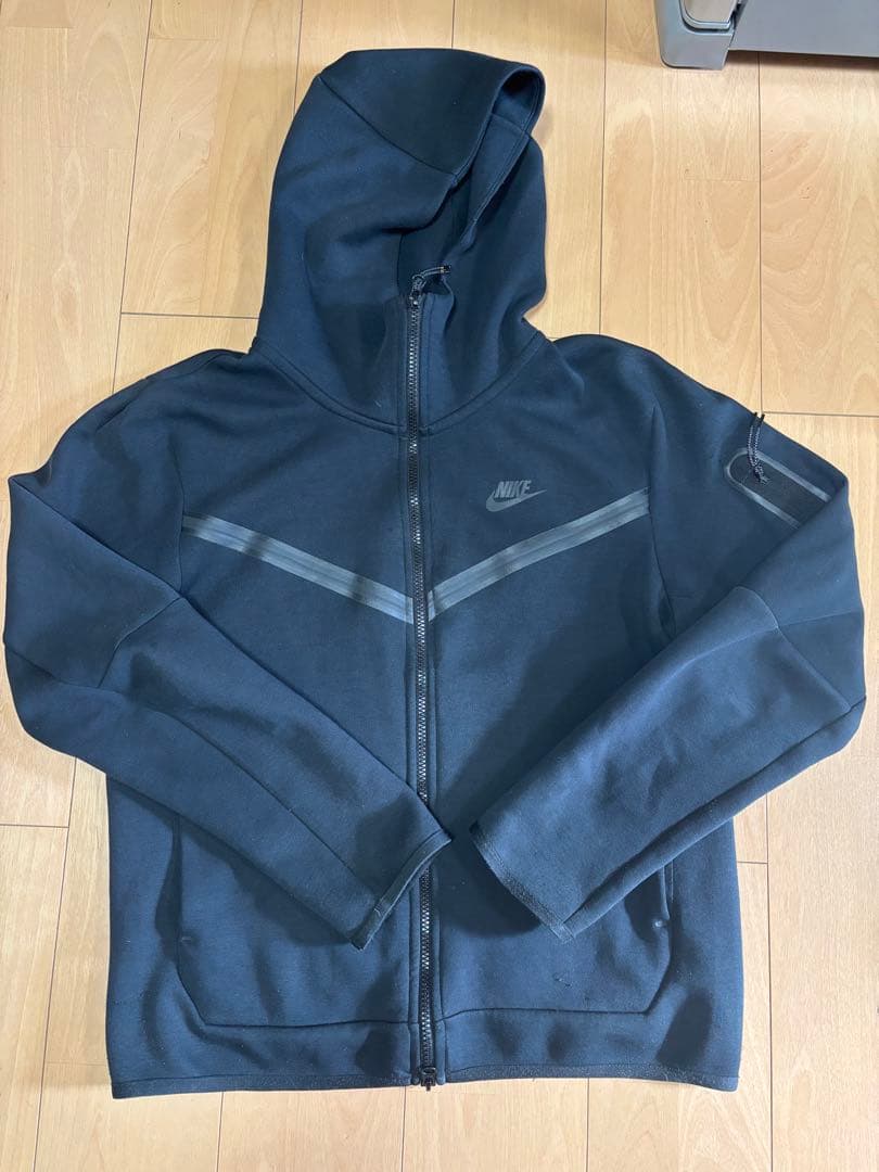 ス*ム様 旧NIKE テックフリース Mサイズ　パーカー 黒 正規品