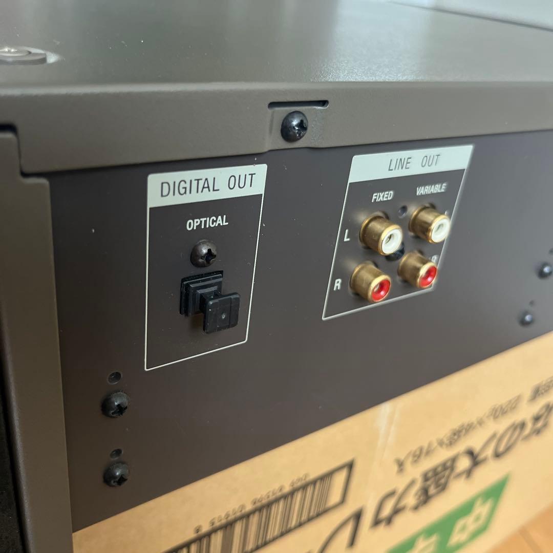 その他 Sony X555ES