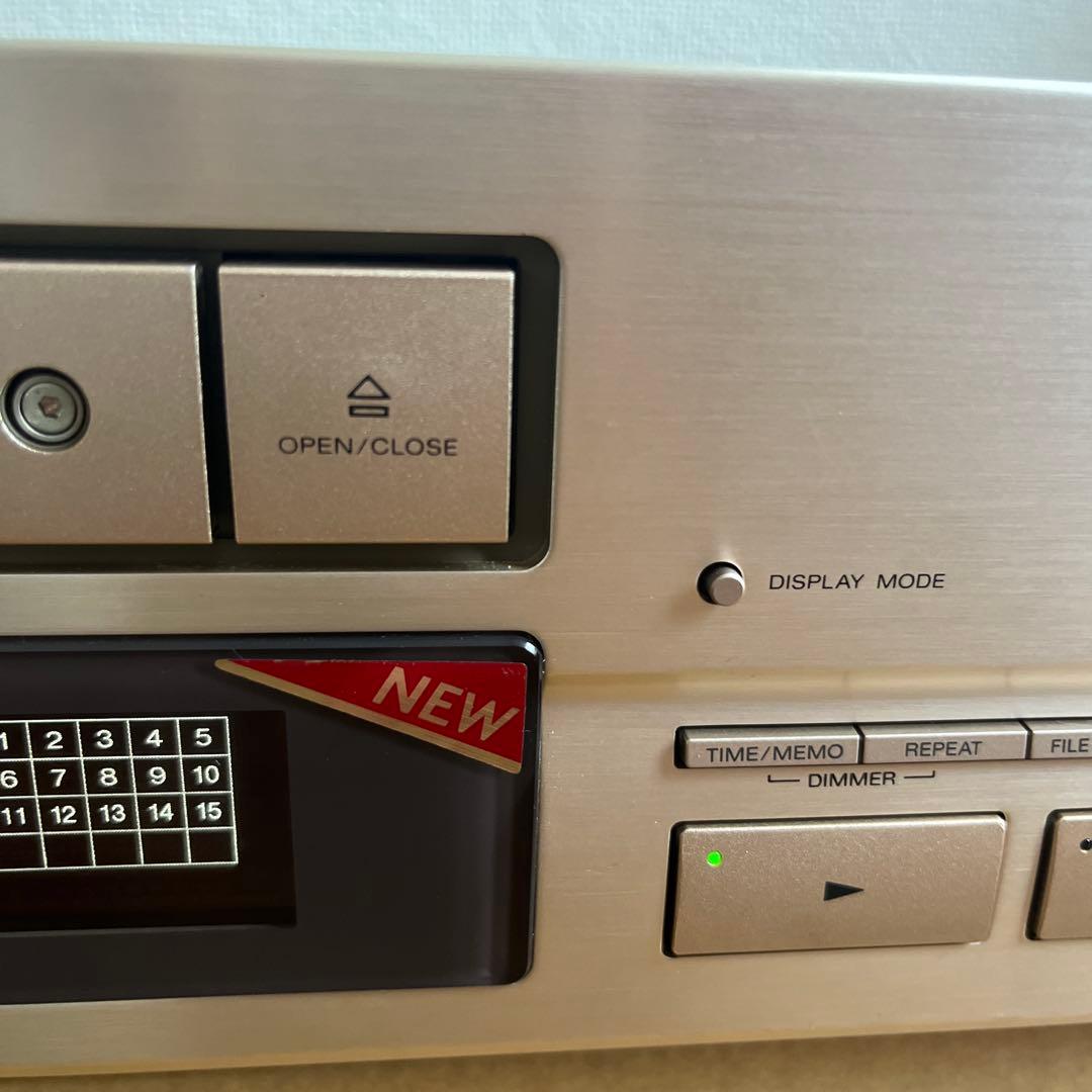 その他 Sony X555ES