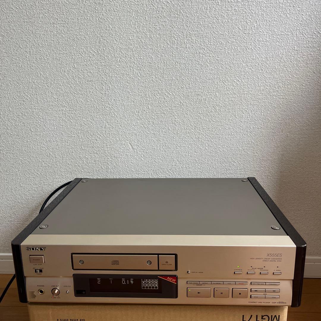 その他 Sony X555ES