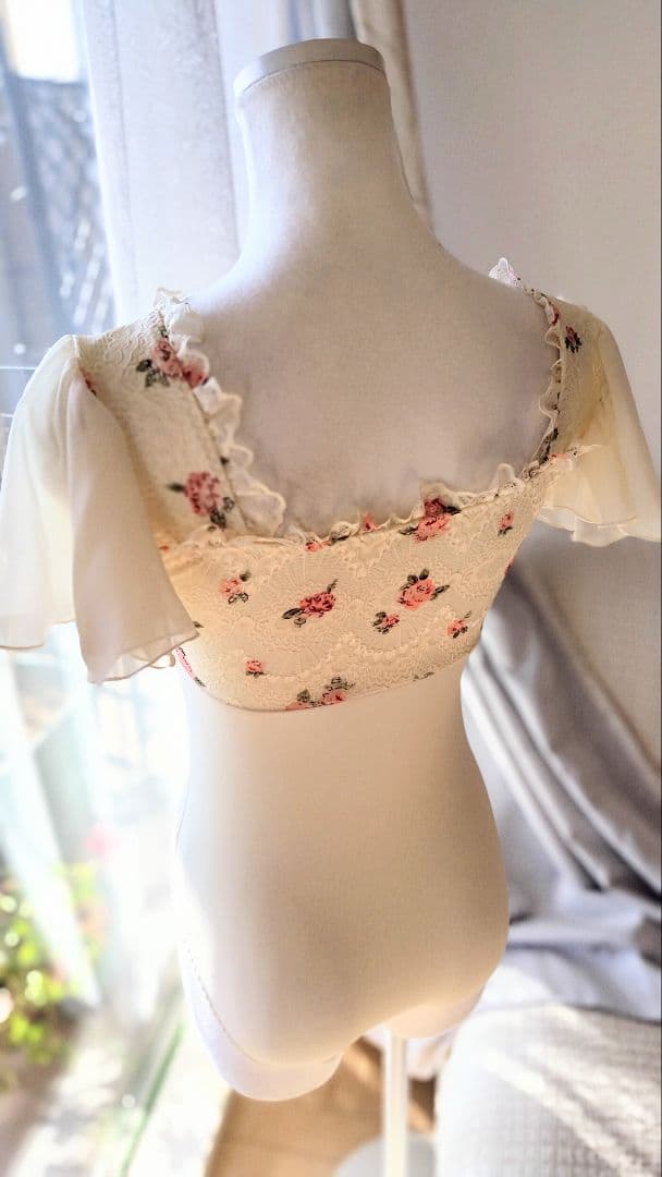 (再販)Ｓ～Ｍ／秘密の花園に咲く可憐なピンク薔薇が可愛いアイボリー娘役レオタード