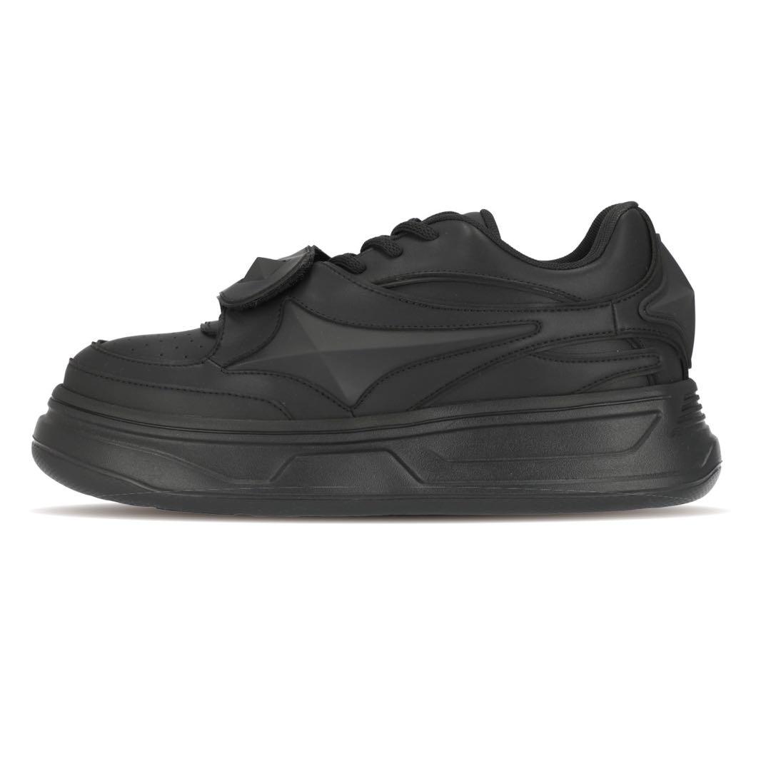 1807 スニーカー