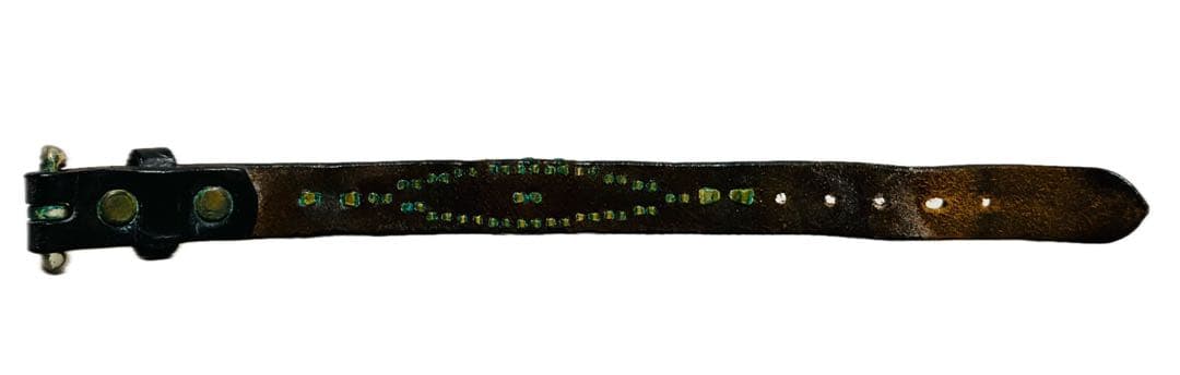 ウルフズヘッド　レザーブレスレット　レザーバングル　ブラック　スタッズ