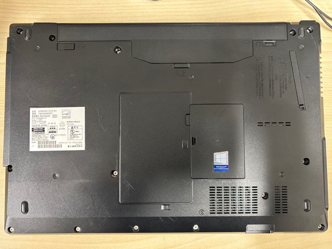 富士通Lifebook A579/BX i5-8265U E