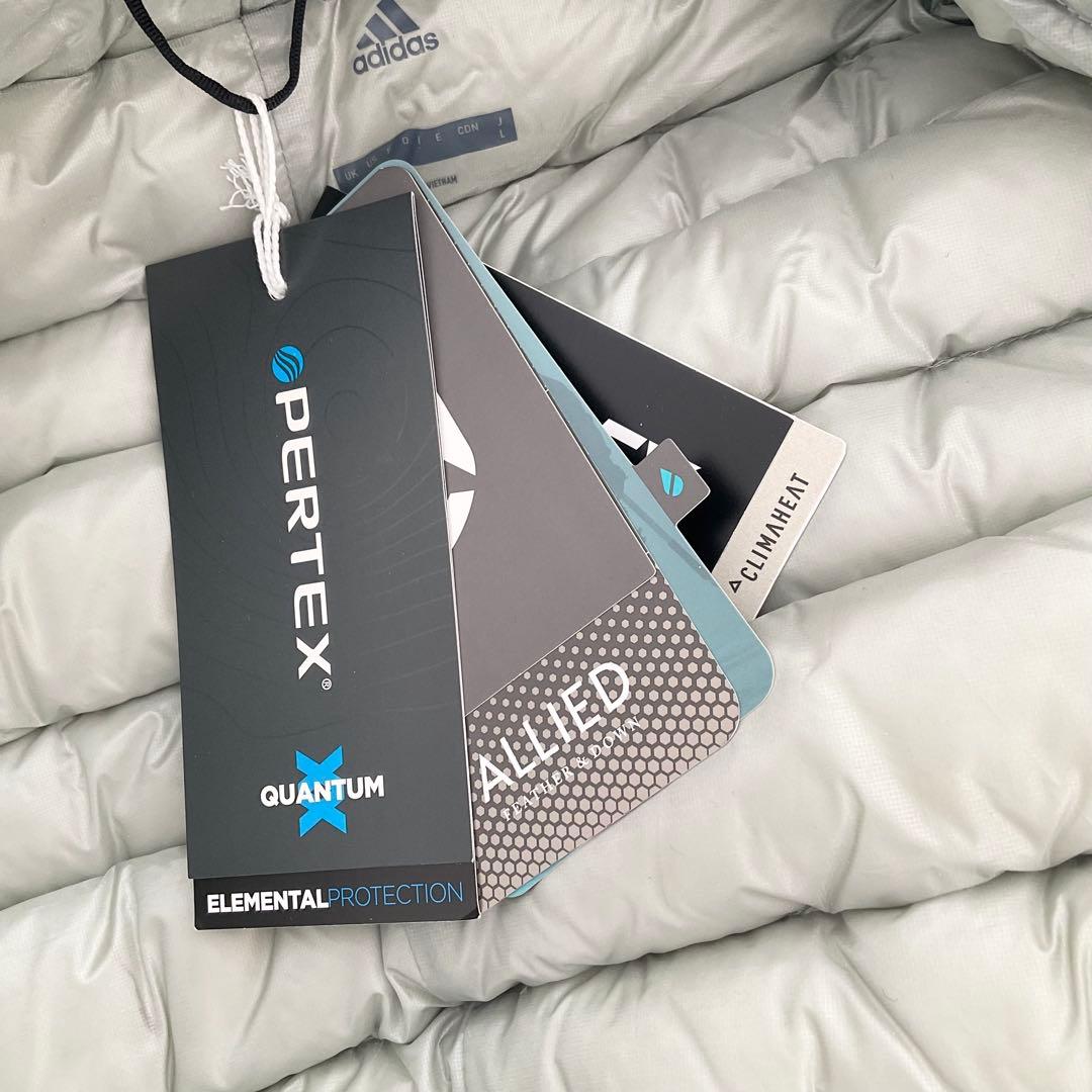 ま*ん様 adidas アディダスTERREX フード付きダウンジャケット シル