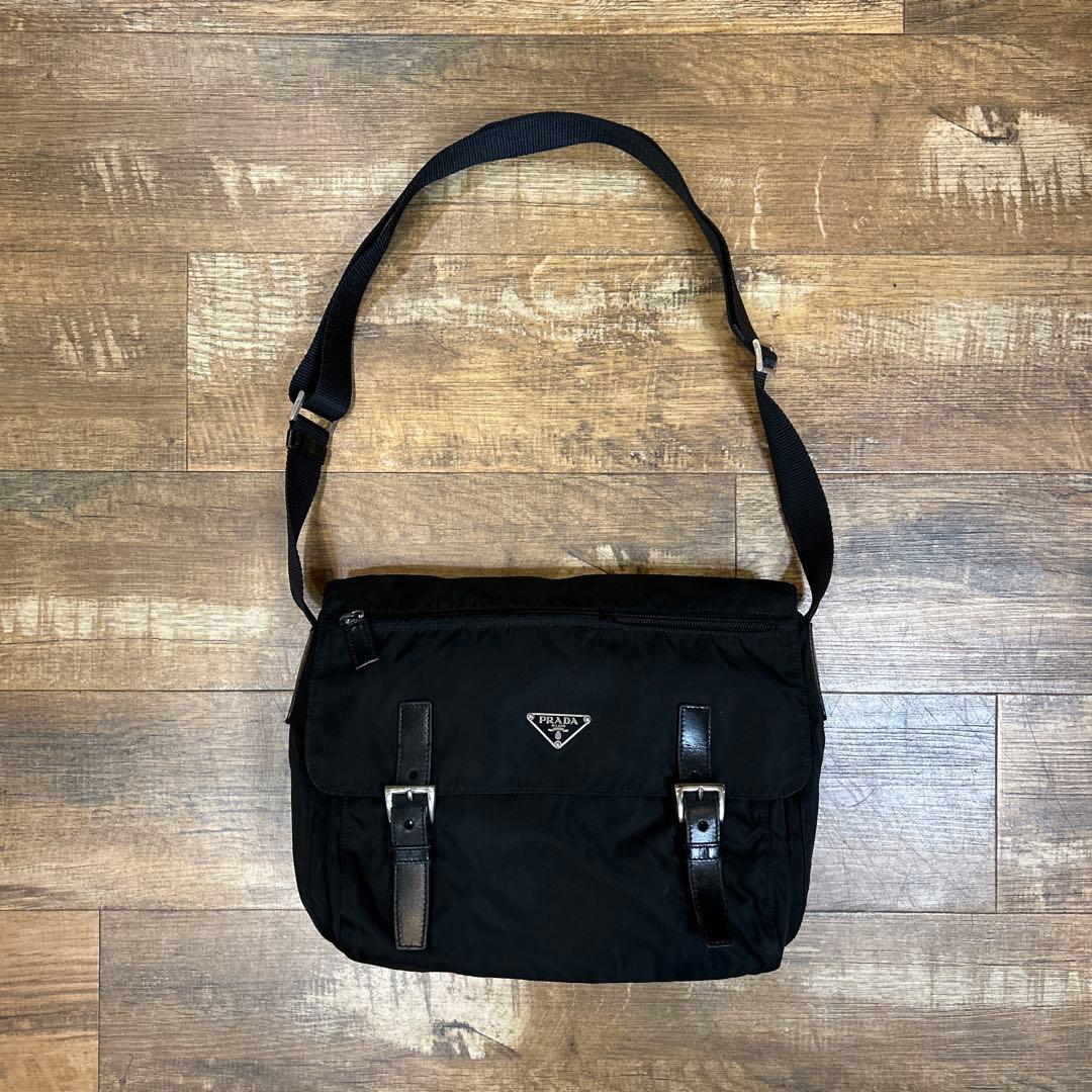 プラダ PRADA ナイロン メッセンジャーバッグ ショルダーバッグ