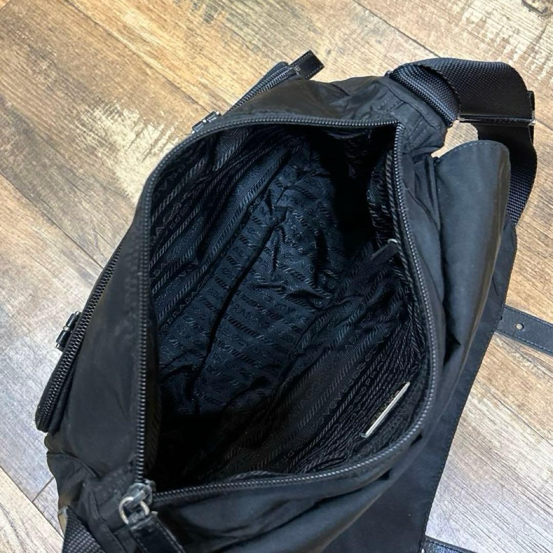 プラダ PRADA ナイロン メッセンジャーバッグ ショルダーバッグ