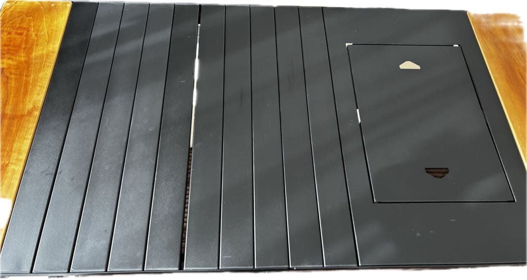 ラーテルワークス　ウッドパネルテーブル120