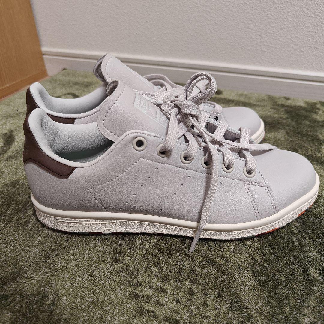 新品送料無料☆スタンスミスレディースゴルフシューズ23センチ希少カラーアディダス