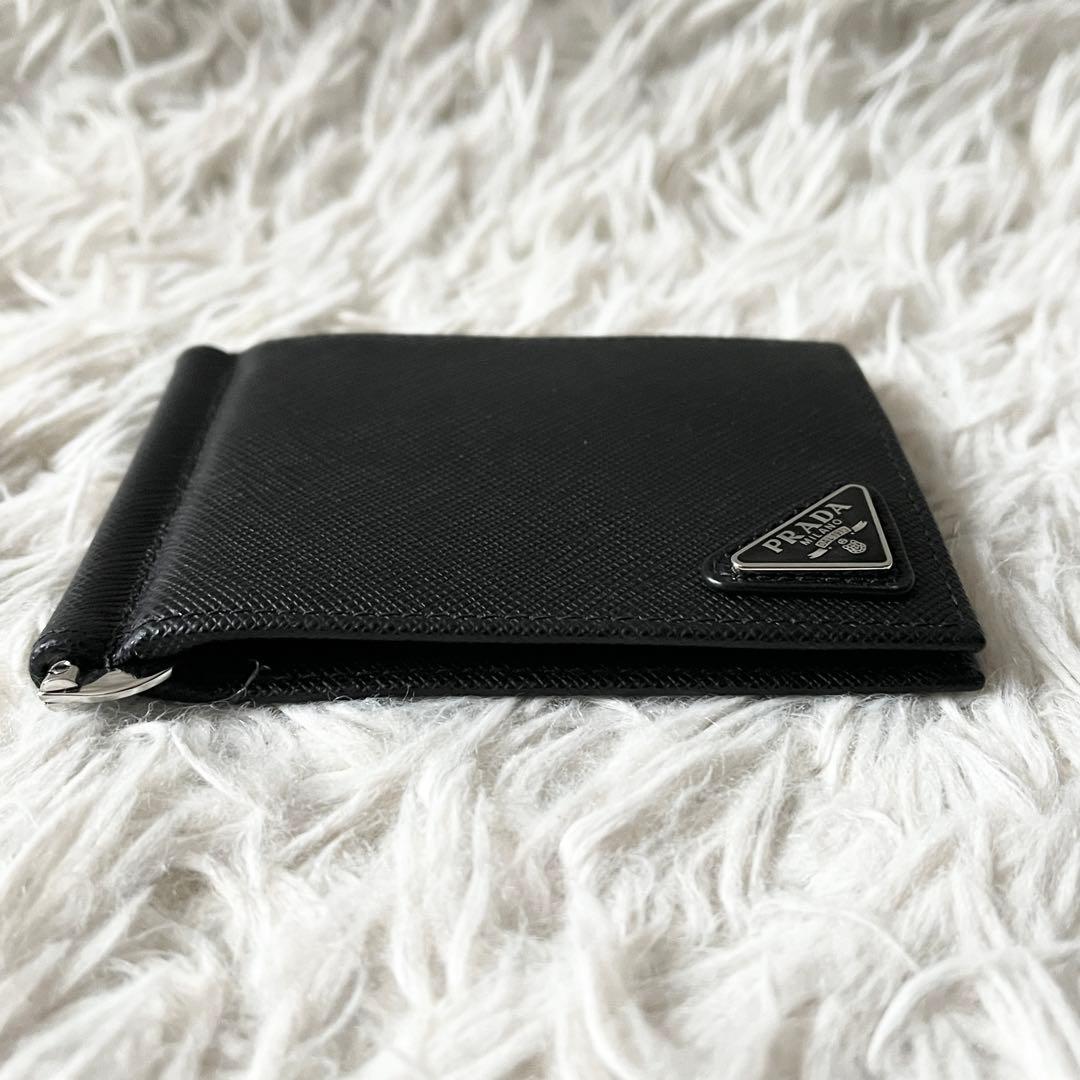 未使用品✨PRADA プラダ　マネークリップ　三角ロゴ　レバ　2MN077 黒