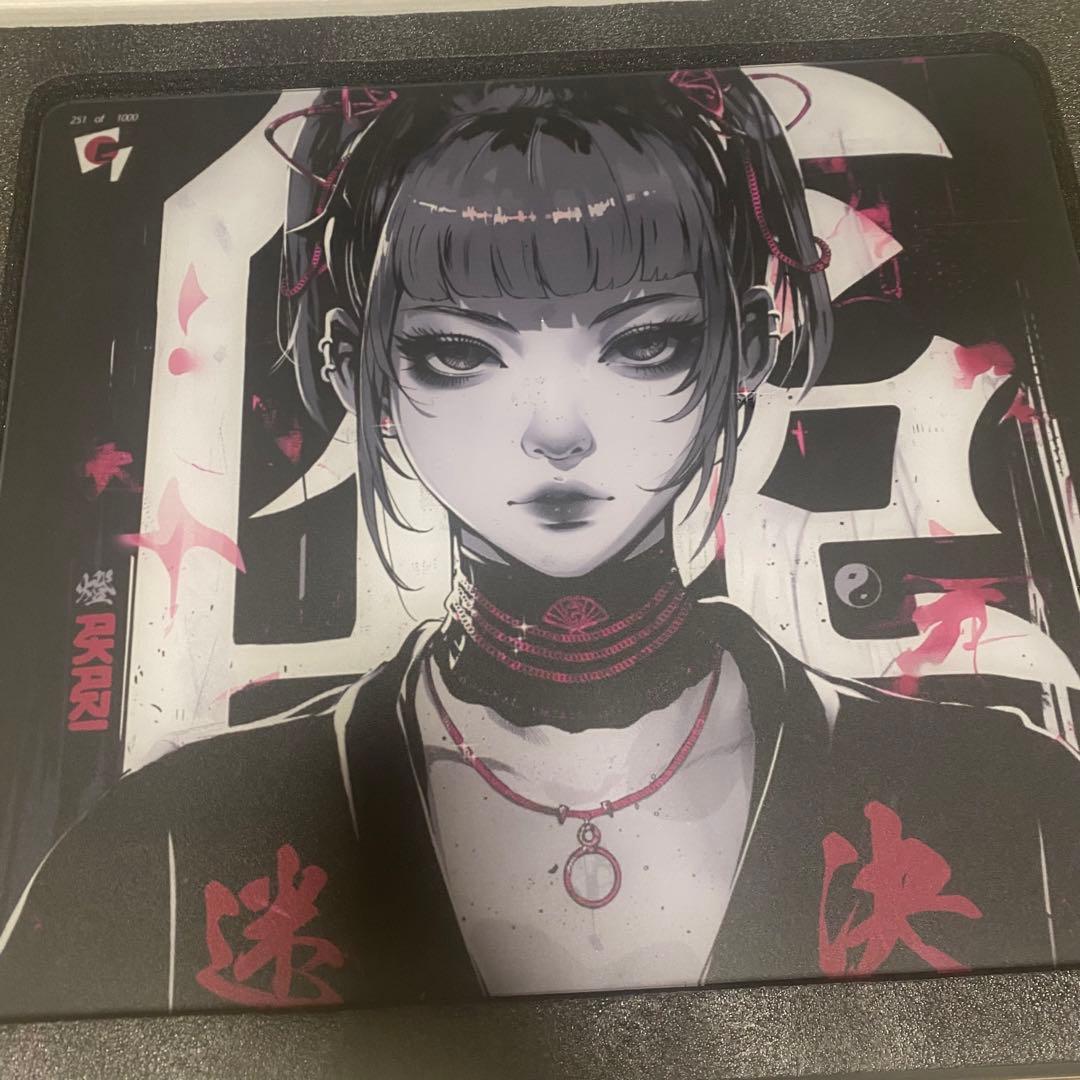 glsswrks akari ガラスマウスパッド