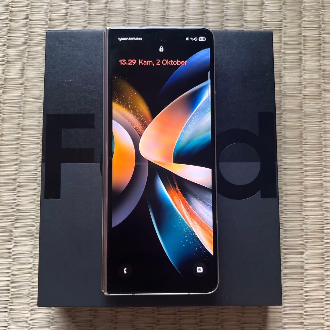 スマートフォン本体 Samsung Galaxy Z Fold 4 Sim Free