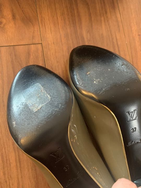 極美品☆ ルイヴィトン　LV パテント　リボン　グレーパンプス　37