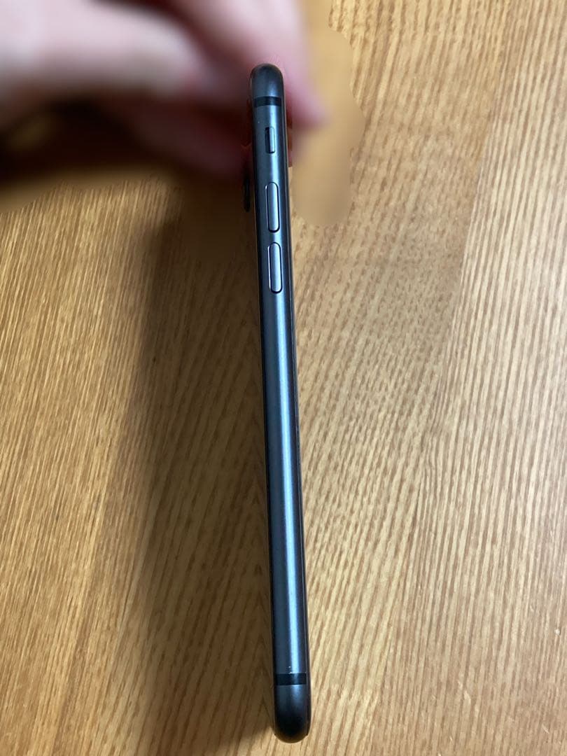 iPhone8 64GB 本体　スペースグレイ