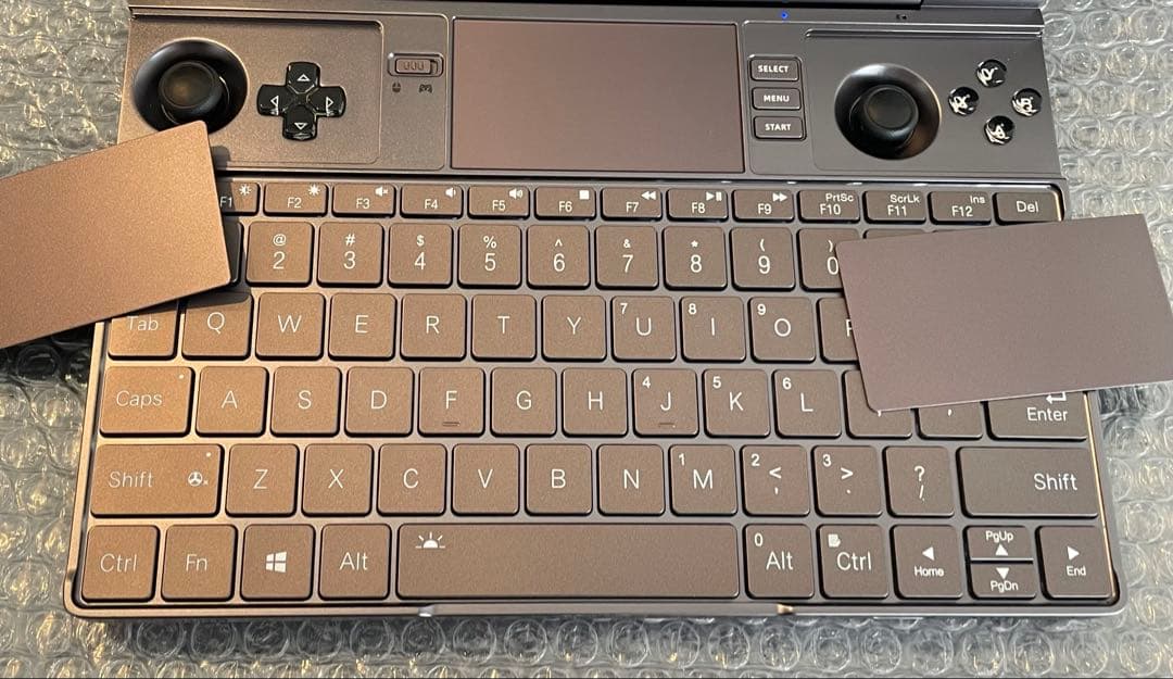 Windowsノート本体 GPD Win Max2 Ryzen7-6800U DDR5 32GB 1TB