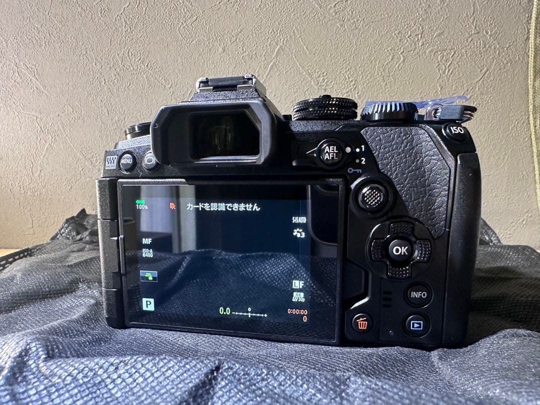 OLYMPUS OM-D E-M1 Mark III 本体