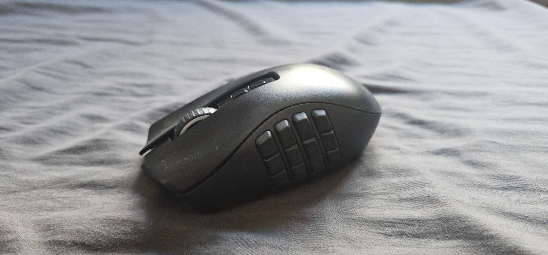 Razer Naga Pro ゲーミングマウス 本体