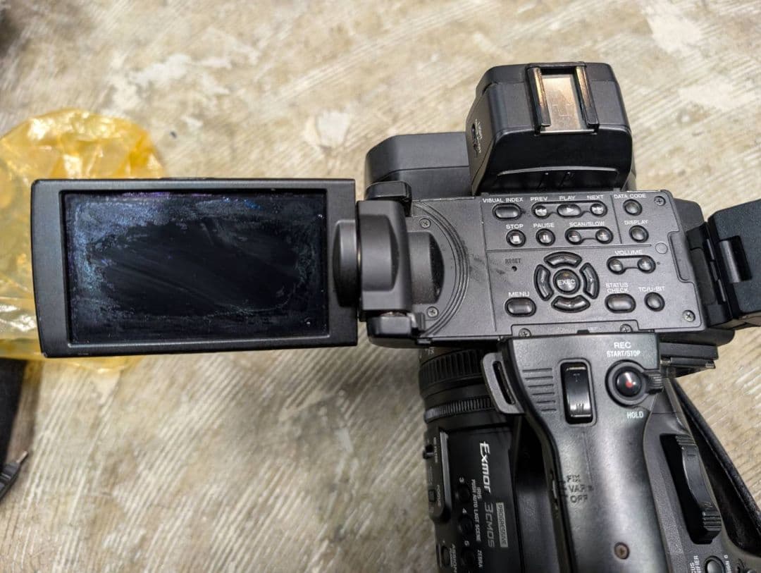 【期間限定割引】SONY HXR-NX3本体&ワイコン&カメラバック&その他