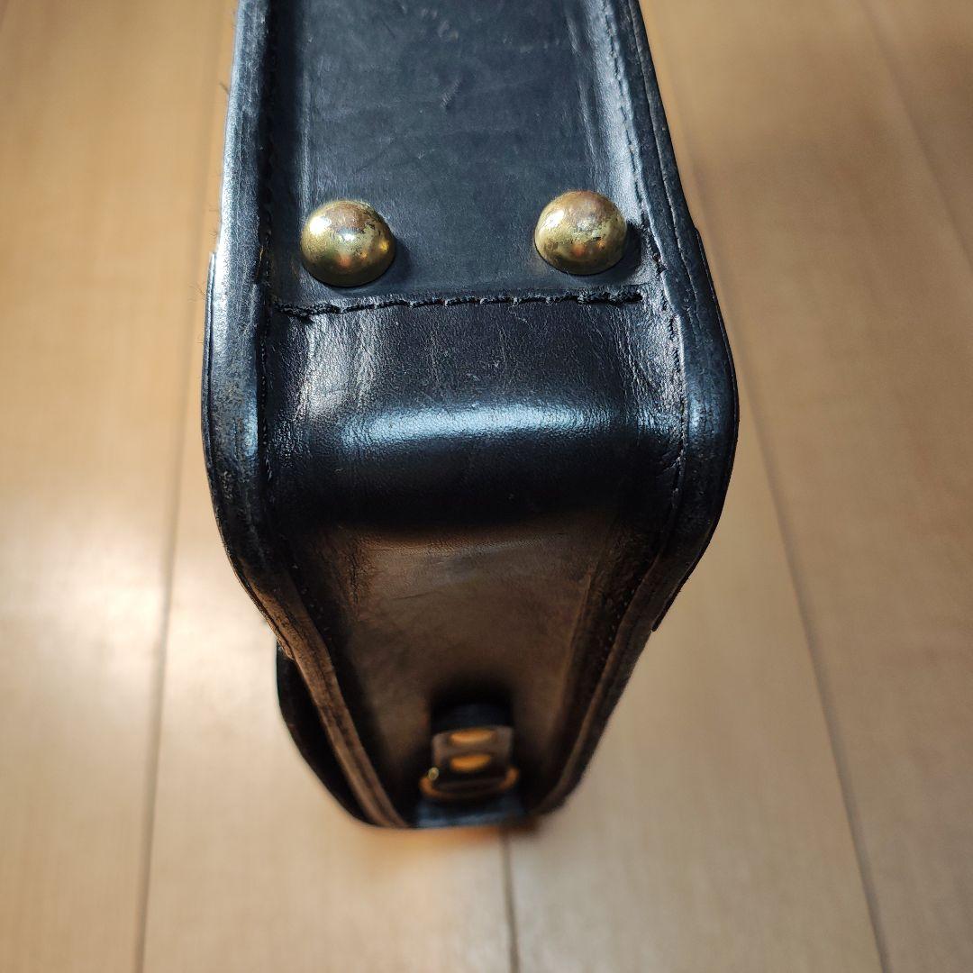 ヘルツ　herz　シンプルな顔立ちのブリーフケース(BC-1)