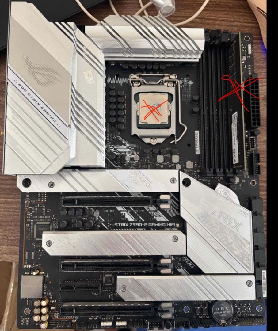 ROG STRIX Z590-A GAMING WIFI マザーボード