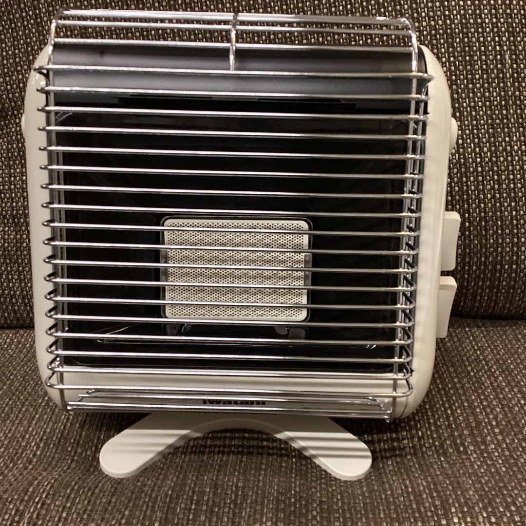 新品　Iwatani カセットガスストーブ マイ暖　ポータブルタイプ