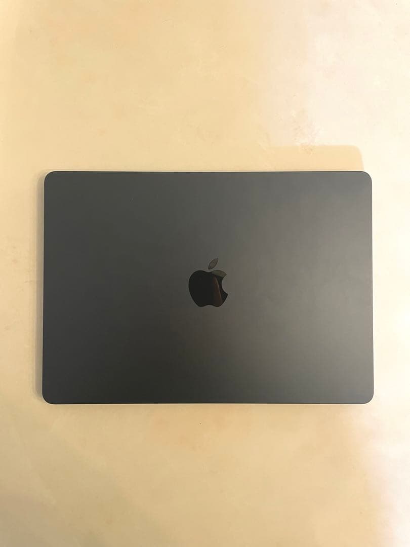 MacBook Air (2024,13インチ,M3,16GB/256GB)