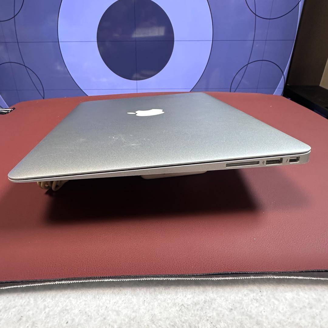 美品】Apple MacBook Air 13インチ A1466 Core i5