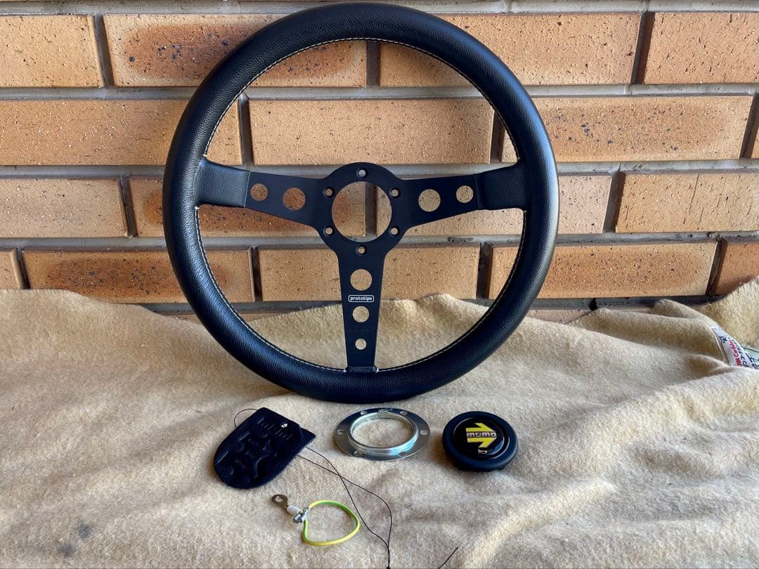 MOMO PROTOTIPO 350Φ