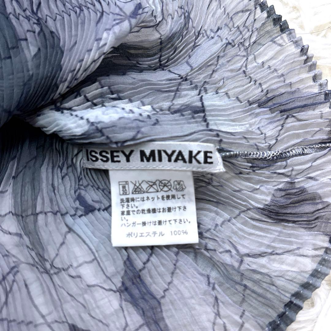 美品 イッセイミヤケ プリーツプリーズ 変形 カットソー 半袖 サイズ2 総柄