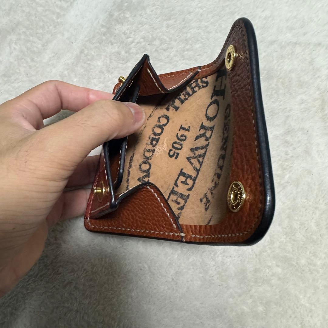 コ*ル様 WILD SWANS TONGUE型　トリプルレザー　財布