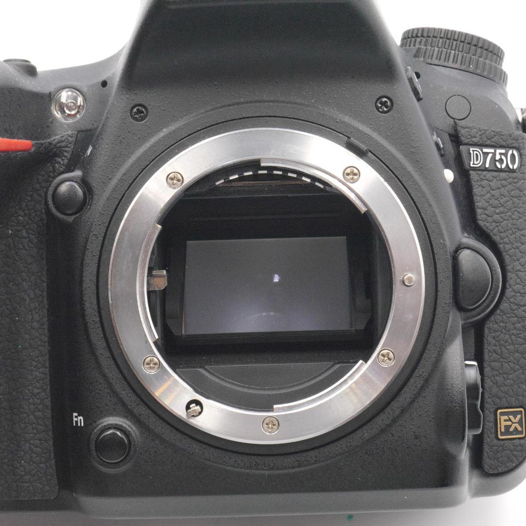 Nikon D750 ボディ ニコン シャッター回数 361,332回