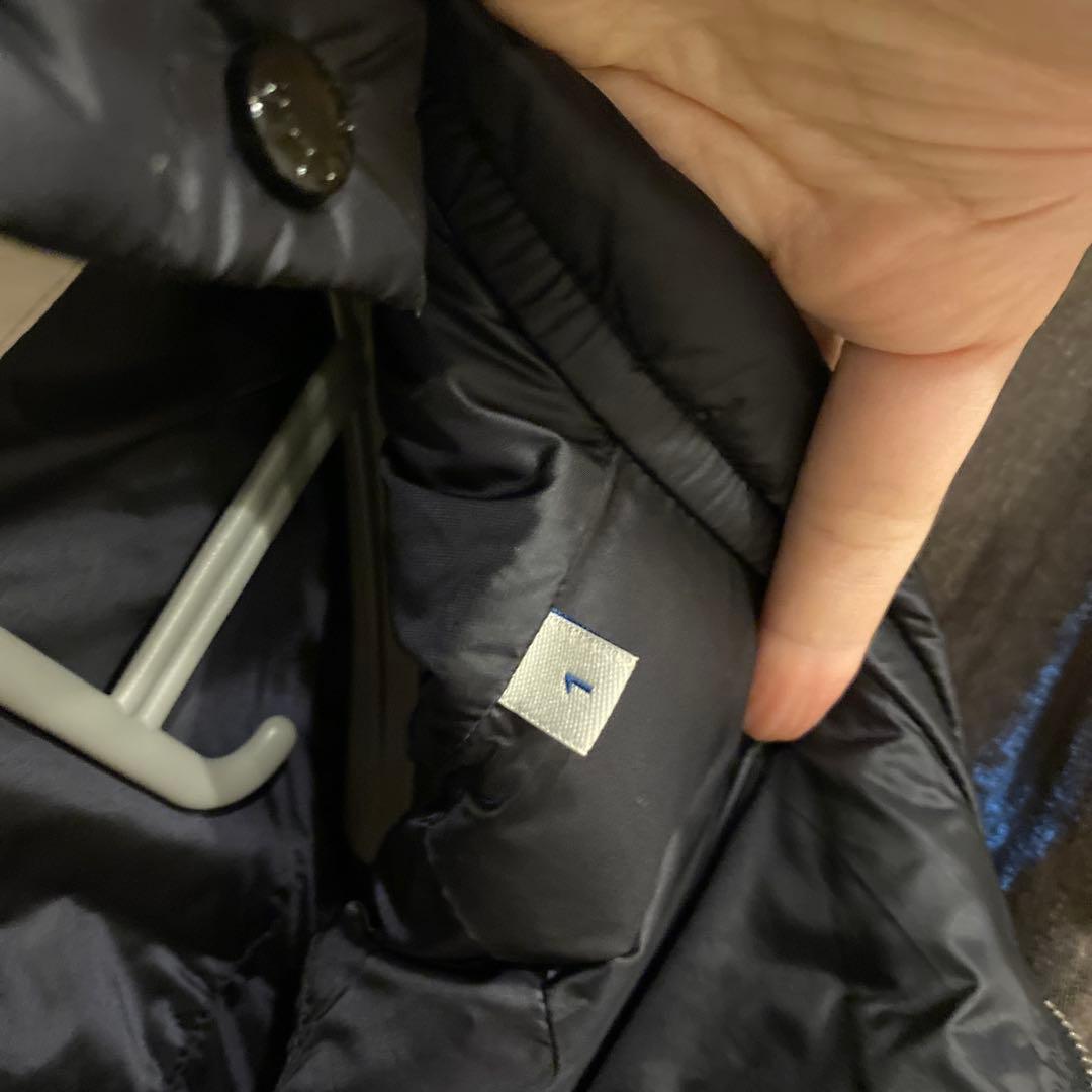 モンクレール　ダウンベスト　1