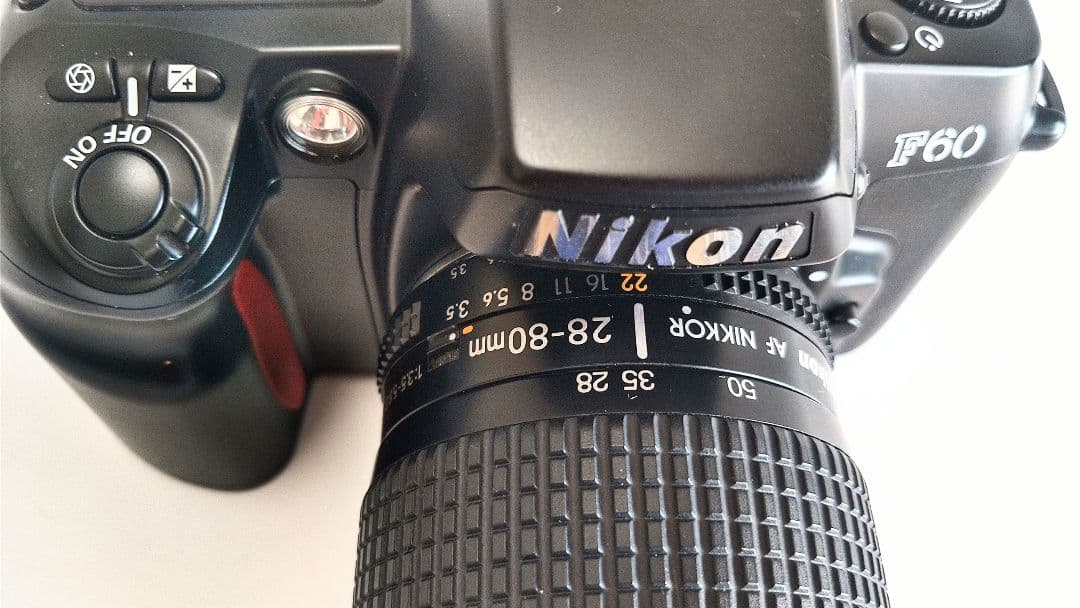 Nikon　F-60 DパノラマAFニッコール28-80mm. F3.5~5.6