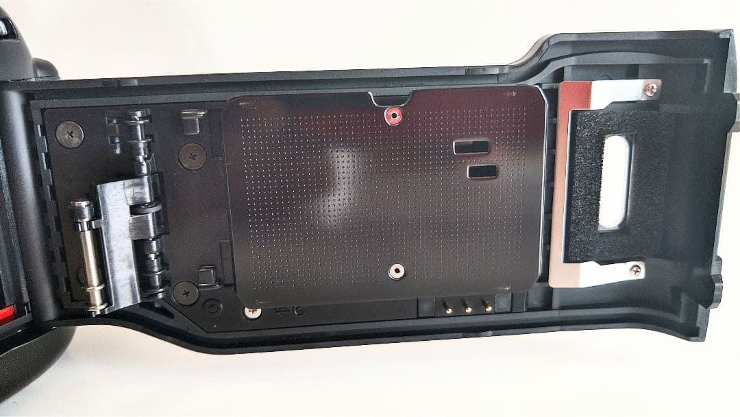 Nikon　F-60 DパノラマAFニッコール28-80mm. F3.5~5.6