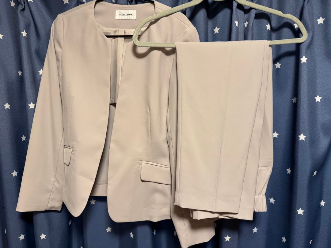 ノーカラージャケットパンツスーツ