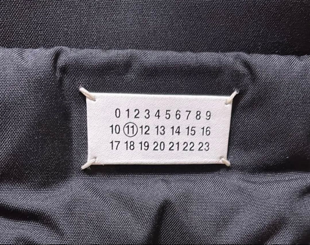 美品✨️メゾンマルジェラ ラージ グラム スリムバッグ ショルダーバッグ