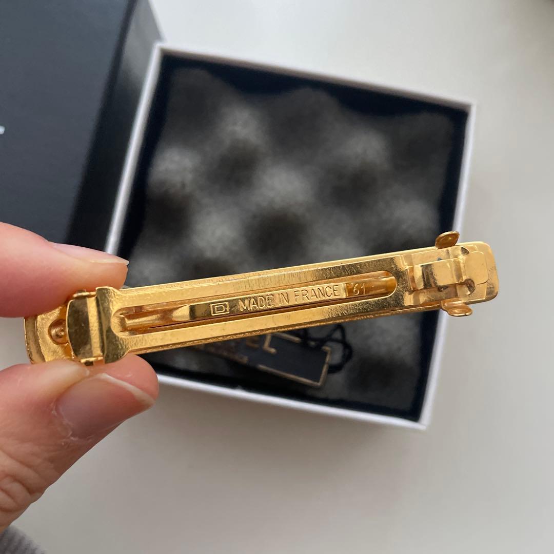 B*ぶ様 CHANEL ゴールドバレッタ