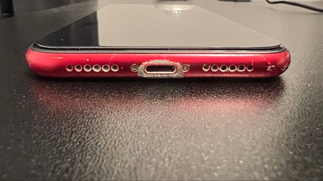 iPhone XR 64gb バッテリー健康度84％