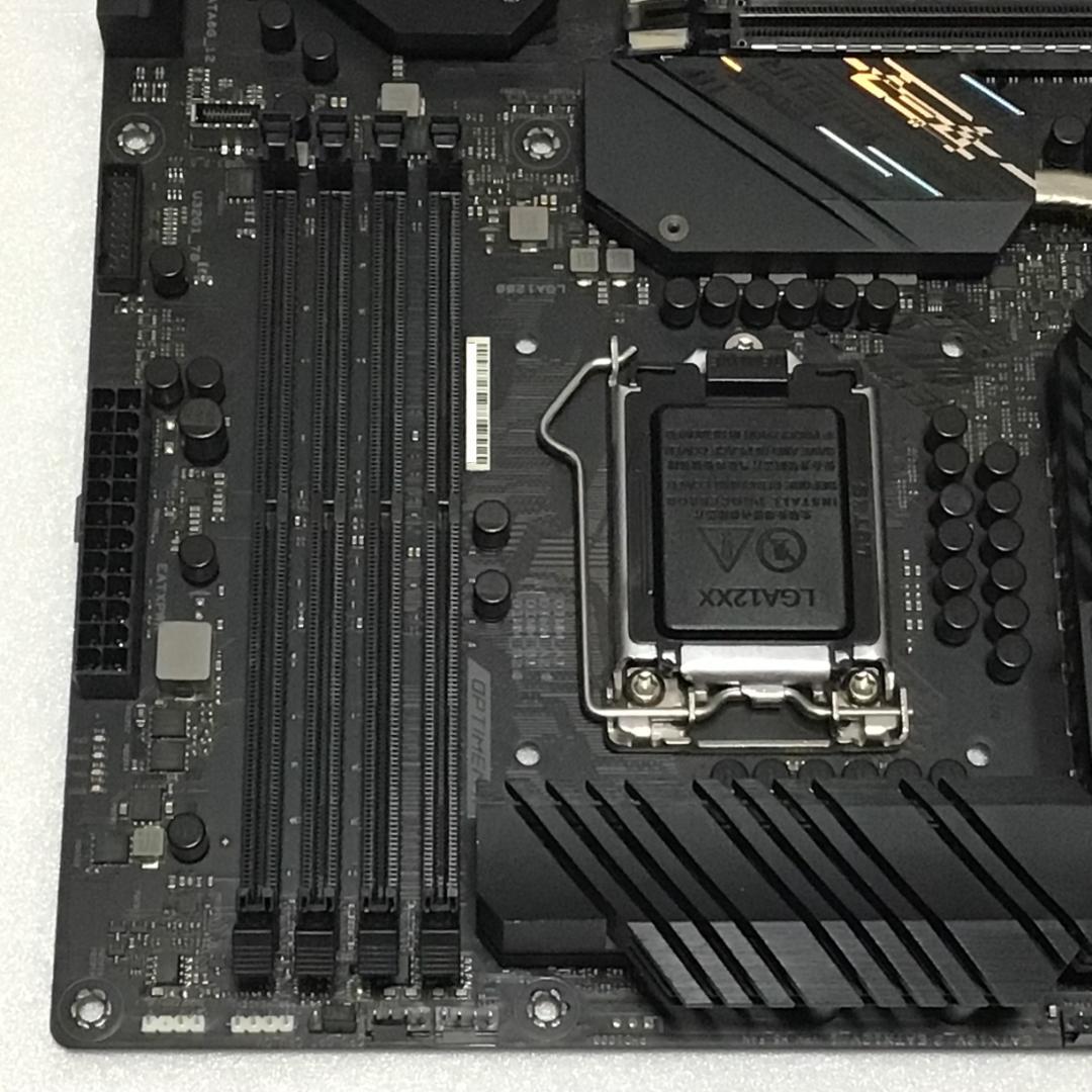 ASUS ROG STRIX Z490-F GAMING マザーボード