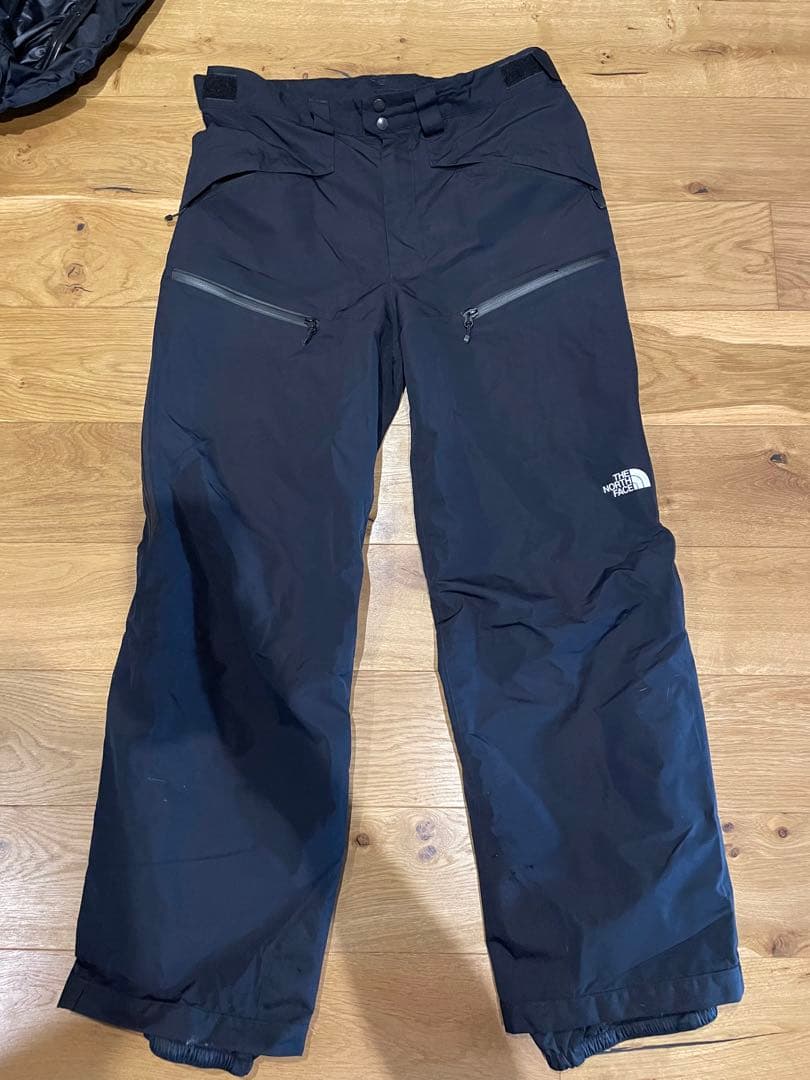 ノースフェイス　スノーウエア　上下セット　NS62004 NS61906